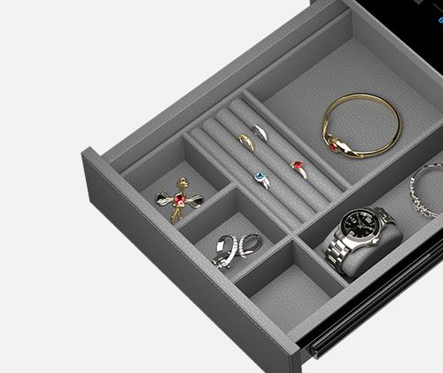 Leather Jewelry Organizer 9.123 Lining & Interior