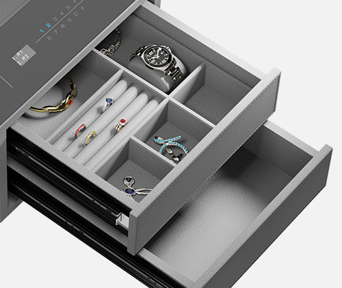 Leather Jewelry Organizer 9.123 Lining & Interior