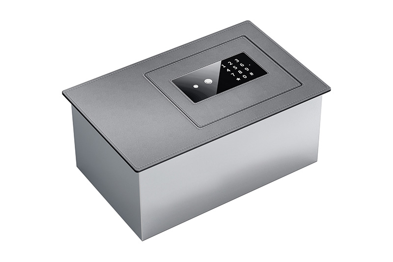 Leather Wardrobe Safe 9.611