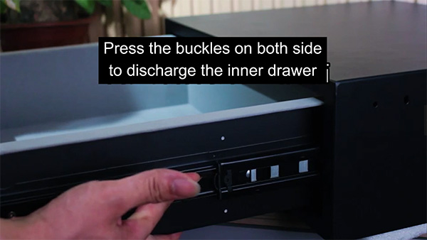 How to install drawer safe